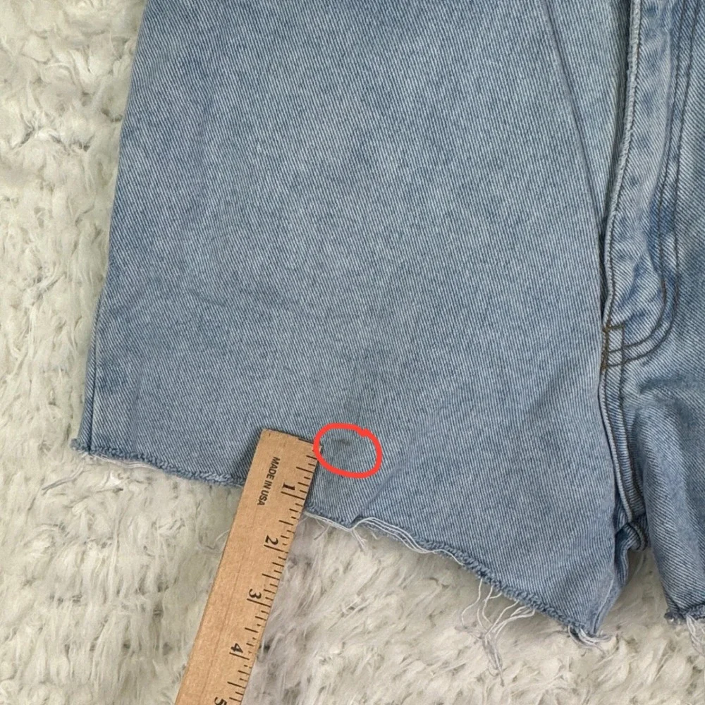 Yoyo Jeans Women's‎ Size 7 Light Wash Denim High Waisted Cut Off Shorts VTG 90s